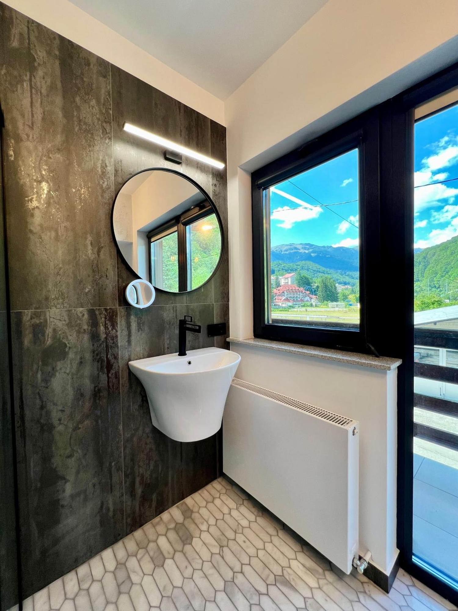 Greg Rooms Sinaia Ngoại thất bức ảnh