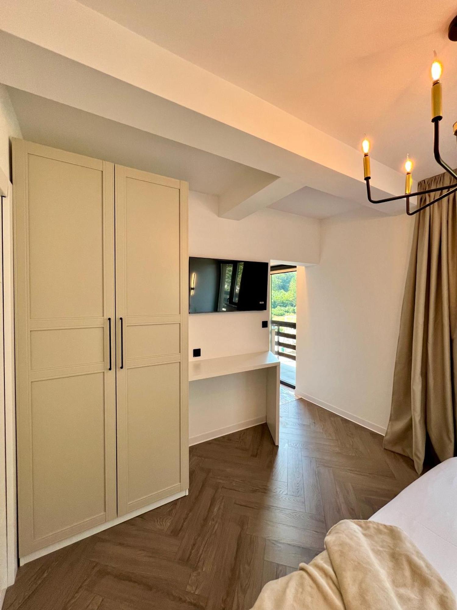 Greg Rooms Sinaia Ngoại thất bức ảnh
